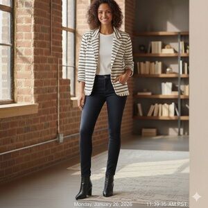 LOFT Women's Cream and Black Striped Blazer